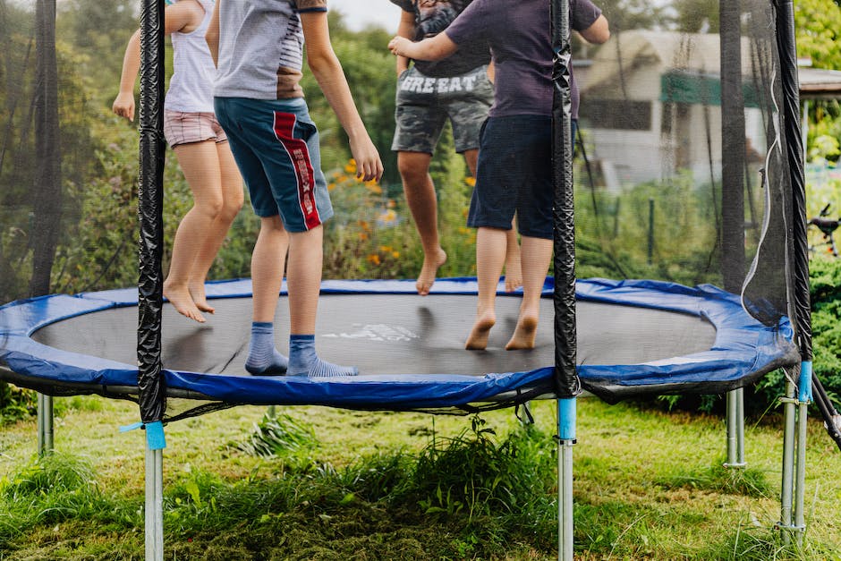 Sjove aktiviteter på trampolinen